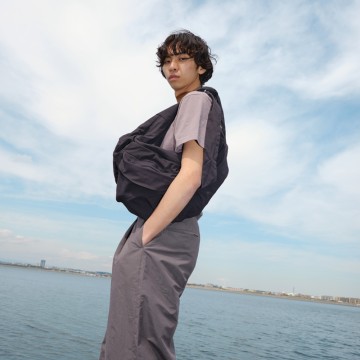 Chapttar Ruched Hobo Bag: Urban-Outdoor Fusion in Accessory Design