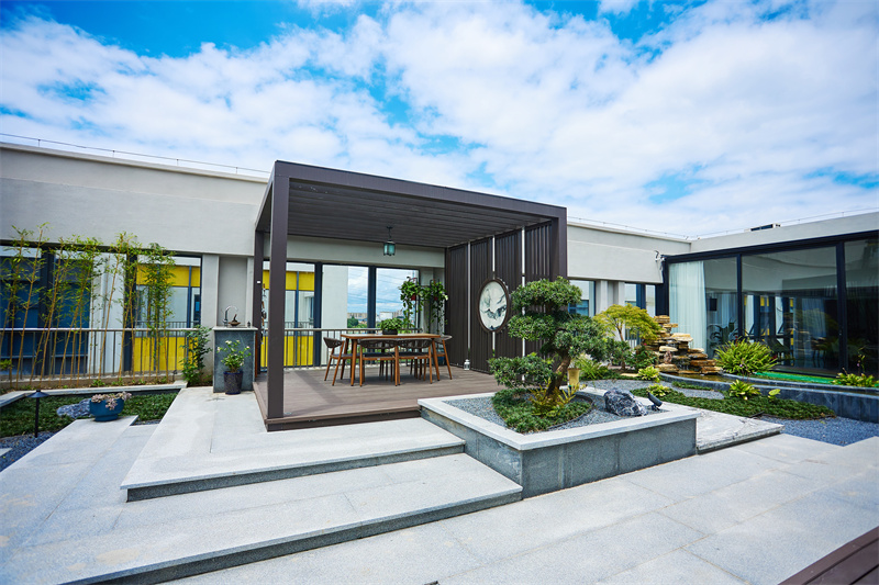 Corporate Exterior07